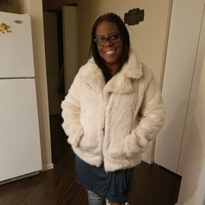 Meet your Posher, Ladonna